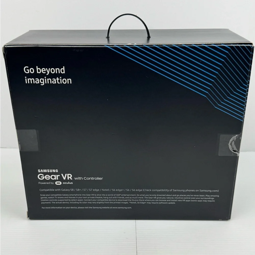 Samsung Gear VR & Controller SM-R324 in Box Galaxy S10+, S10, S9, S8, Note9 NIB